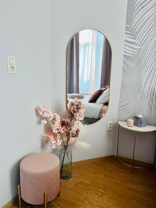 Charmant Petit Appartement. Liege Luaran gambar
